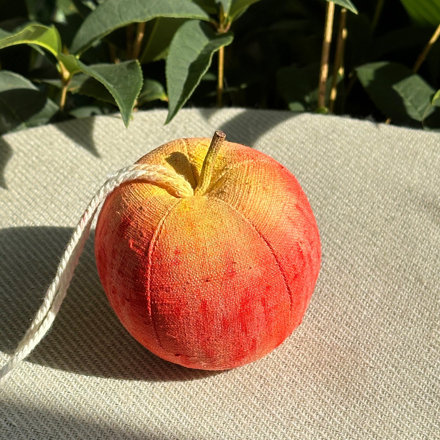 Banyue | Handmade Fabric Apple Ornament | Traditional Craftsmanship | Eco-friendly Gift | Sustainable Materials