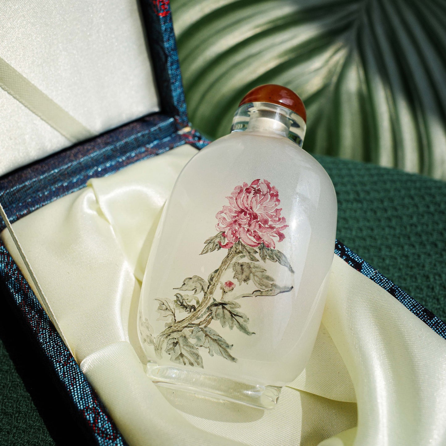 One-of-a-Kind | Mo-Q | Inner Painting Snuff Bottle | Plants