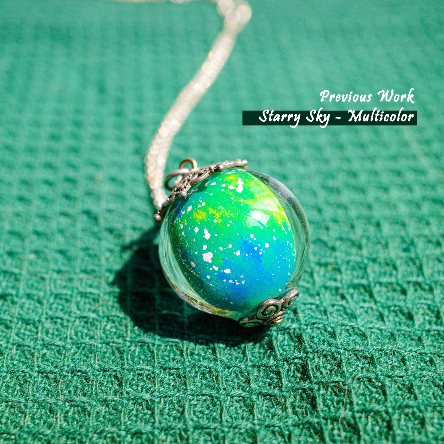 Customization | Mo-Q | Inner Painting Jewelry | Round Pendant with Silver Chain